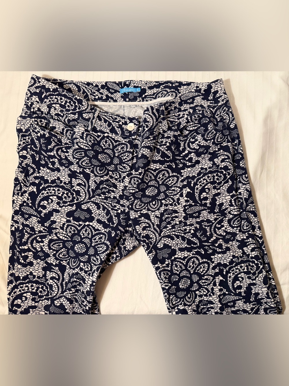 J McLaughlin blue patterned lightweight pants size 8
